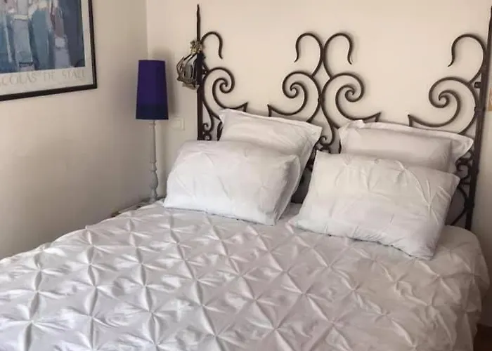 Annie Hotes Bed & Breakfast *