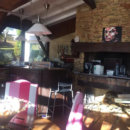 Panzió Annie Hotes Cassagnabère-Tournas