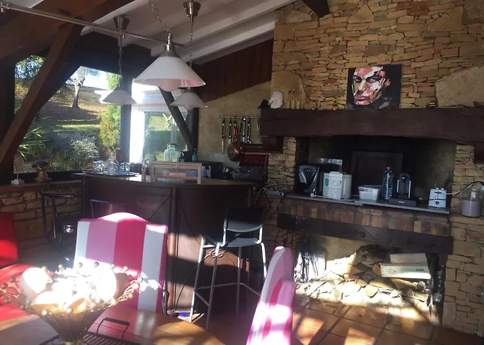 Couette-café Annie Hôtes Cassagnabère-Tournas